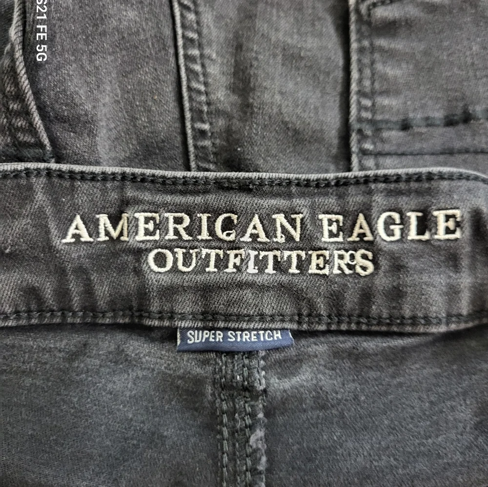 AEO Black Distressed Hi-Rise Shortie Short Size 8 - Picture 3 of 5